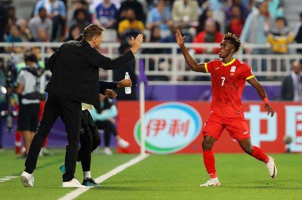 Timnas Kirgistan Niat Main di Piala AFF, Fans Timnas Indonesia Siap Sambut Joel Kojo! Timnas Kirgistan Niat Main di Piala AFF, Fans Timnas Indonesia Siap Sambut Joel Kojo!