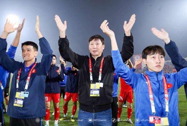 Timnas Vietnam Tampil Apik di Piala ASEAN Mitsubishi Electric Cup 2024, Kim Sang-sik Tuai Pujian Timnas Vietnam Tampil Apik di Piala ASEAN Mitsubishi Electric Cup 2024, Kim Sang-sik Tuai Pujian