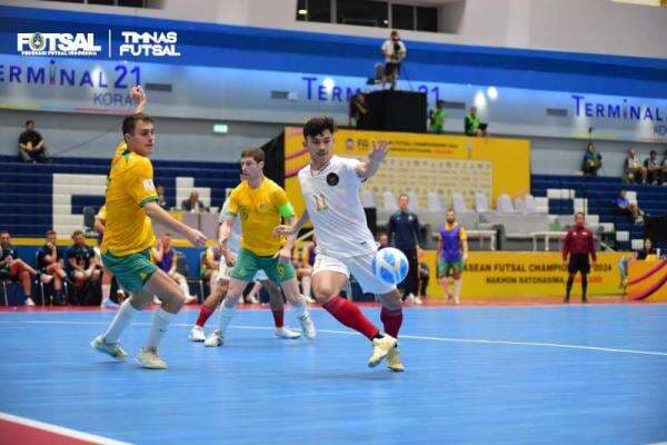 Komentar Berkelas Hector Souto usai Timnas Futsal Indonesia Hajar Australia dan Pastikan Semifinal Piala AFF Futsal 2024 Komentar Berkelas Hector Souto usai Timnas Futsal Indonesia Hajar Australia dan Pastikan Semifinal Piala AFF Futsal 2024