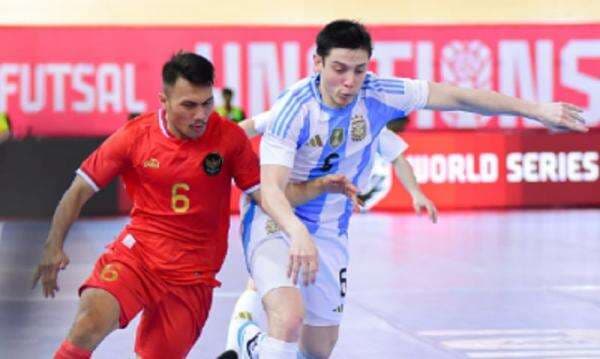 Beri Perlawanan Sengit, Timnas Futsal Indonesia Ditaklukkan Argentina Beri Perlawanan Sengit, Timnas Futsal Indonesia Ditaklukkan Argentina