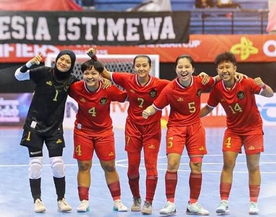 Meski Lolos Piala Asia Futsal 2025 dengan Status Juara Grup B, Luis Estrela Tegaskan Timnas Futsal Putri Indonesia Masih Perlu Berbenah Meski Lolos Piala Asia Futsal 2025 dengan Status Juara Grup B, Luis Estrela Tegaskan Timnas Futsal Putri Indonesia Masih Perlu Berbenah
