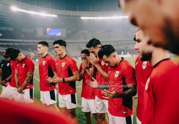 Orang Dalam Doakan Timnas Indonesia Segrup Arab Saudi dan UEA di Babak 4 Kualifikasi Piala Dunia 2026 Zona Asia Orang Dalam Doakan Timnas Indonesia Segrup Arab Saudi dan UEA di Babak 4 Kualifikasi Piala Dunia 2026 Zona Asia