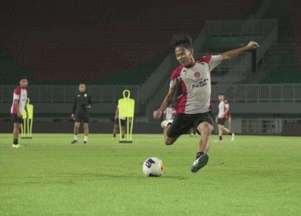 Jadwal Timnas Indonesia U-17 vs Timnas Iran U-17 Jelang Piala Asia U-17 2025: Live di TV Mana? Jadwal Timnas Indonesia U-17 vs Timnas Iran U-17 Jelang Piala Asia U-17 2025: Live di TV Mana?