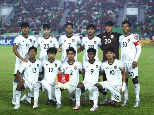 Jelang TC di Bulgaria, Nova Arianto Berikan Waktu Libur untuk Pemain Timnas Indonesia U-17 Jelang TC di Bulgaria, Nova Arianto Berikan Waktu Libur untuk Pemain Timnas Indonesia U-17
