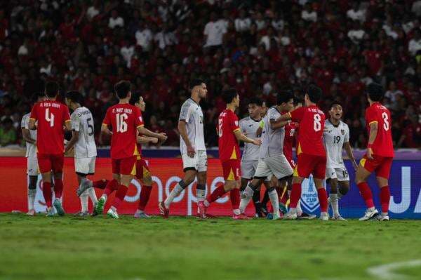 Timnas Indonesia U-23 Gagal Juara Piala AFF 2025 Usai Takluk Tipis dari Vietnam di SUGBK Timnas Indonesia U-23 Gagal Juara Piala AFF 2025 Usai Takluk Tipis dari Vietnam di SUGBK