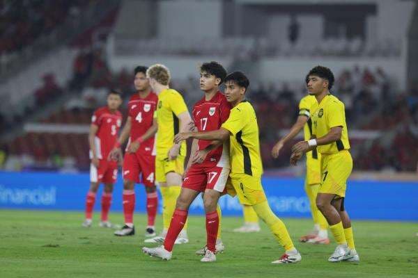 Hasil Babak Pertama Timnas Indonesia U-23 vs Malaysia U-23: Jens Raven Kesulitan, Skor Masih 0-0 Hasil Babak Pertama Timnas Indonesia U-23 vs Malaysia U-23: Jens Raven Kesulitan, Skor Masih 0-0
