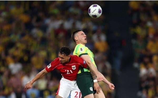 Prestasi Dean James Bek Kiri Andalan Timnas Indonesia yang Debut Lawan Australia: Berhasil Catatkan 37 Kali Passing Prestasi Dean James Bek Kiri Andalan Timnas Indonesia yang Debut Lawan Australia: Berhasil Catatkan 37 Kali Passing