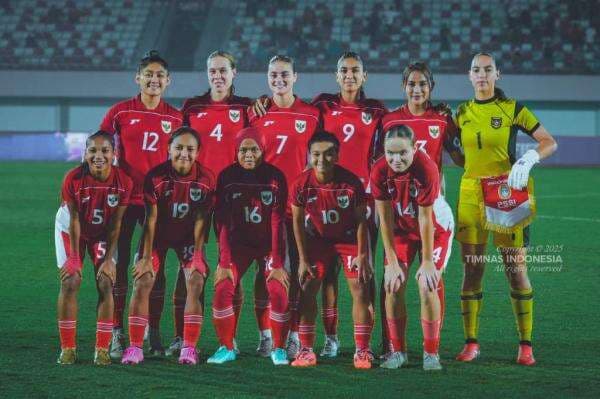 Claudia Scheunemann Cium Aroma Juara Piala AFF Wanita 2024, Kirim Ancaman ke Kamboja Claudia Scheunemann Cium Aroma Juara Piala AFF Wanita 2024, Kirim Ancaman ke Kamboja