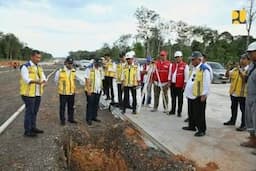 Tinjau Ruas Tol Palembang - Betung, Menteri Basuki Targetkan Tuntas Awal 2025