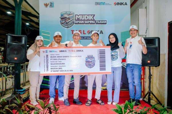 TJSL INKA Berangkatkan 352 Pemudik dari Madiun, Surabaya dan Banyuwangi TJSL INKA Berangkatkan 352 Pemudik dari Madiun, Surabaya dan Banyuwangi