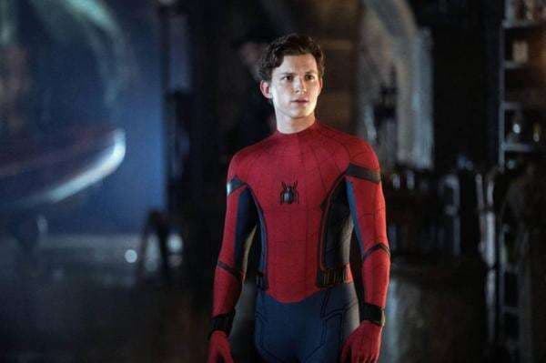 Tom Holland Umumkan Bakal Bintangi Film Spider-Man Keempat Tom Holland Umumkan Bakal Bintangi Film Spider-Man Keempat