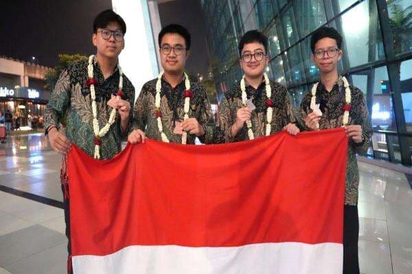 Top, Siswa Indonesia Sabet 4 Medali di Olimpiade Kimia Dunia Top, Siswa Indonesia Sabet 4 Medali di Olimpiade Kimia Dunia