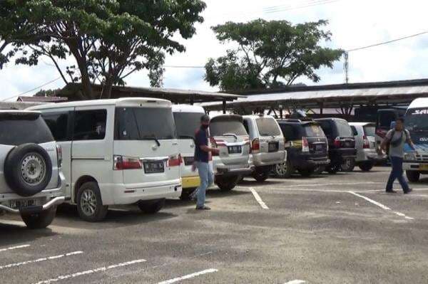 Travel Gelap Marak di Musim Mudik, Waspadai Ciri dan Modusnya Travel Gelap Marak di Musim Mudik, Waspadai Ciri dan Modusnya