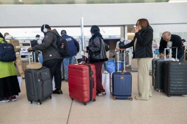 Trump Kembali Berkuasa, Fenomena 'Kabur Aja Dulu' Meledak di AS Trump Kembali Berkuasa, Fenomena 'Kabur Aja Dulu' Meledak di AS