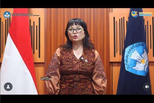 Trump Tangguhkan Visa Pelajar, Wamen Stella Ungkap Nasib Penerima Beasiswa di AS Trump Tangguhkan Visa Pelajar, Wamen Stella Ungkap Nasib Penerima Beasiswa di AS