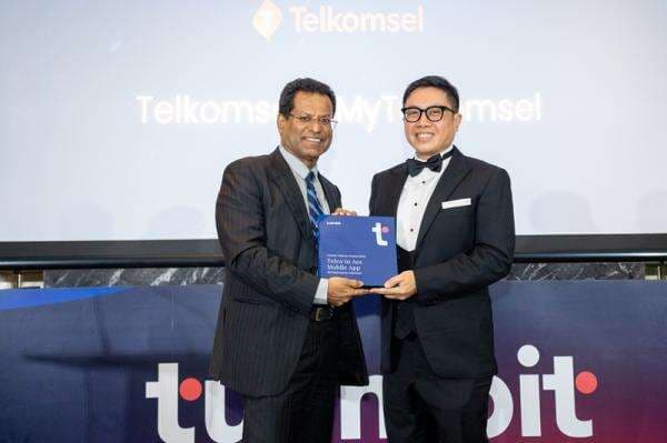 Telkomsel Raih Penghargaan Internasional atas Pemanfaatan AI di Twimbit Telecom Awards 2025 Telkomsel Raih Penghargaan Internasional atas Pemanfaatan AI di Twimbit Telecom Awards 2025