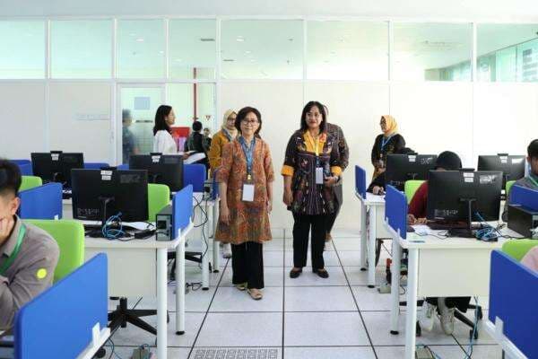 UGM Perketat Seleksi UM CBT 2025: Validasi Ganda hingga Metal Detector Cegah Kecurangan UGM Perketat Seleksi UM CBT 2025: Validasi Ganda hingga Metal Detector Cegah Kecurangan