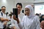 Unggul di Quick Count, Jokowi Telepon Ucapkan Selamat ke Khofifah Unggul di Quick Count, Jokowi Telepon Ucapkan Selamat ke Khofifah