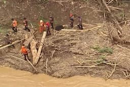 <i>Update</i> Banjir-Longsor Kabupaten Luwu Sulsel, BNPB: Akses Menuju Kecamatan Latimojong Putus dan Warga Terisolir