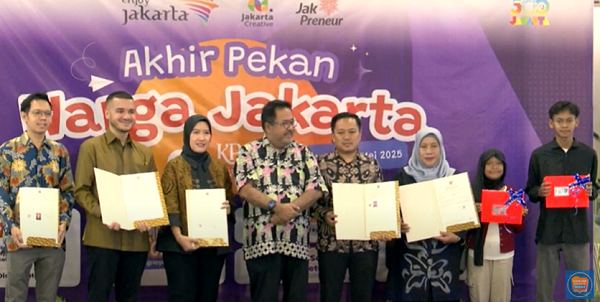 Akhir Pekan di Mal, Warga Jakarta Bisa Urus Izin Sambil Nonton dan Mendongeng Akhir Pekan di Mal, Warga Jakarta Bisa Urus Izin Sambil Nonton dan Mendongeng