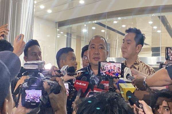 Usai Diperiksa Kejagung, Bos Sritex Dicecar 25 Pertanyaan Usai Diperiksa Kejagung, Bos Sritex Dicecar 25 Pertanyaan