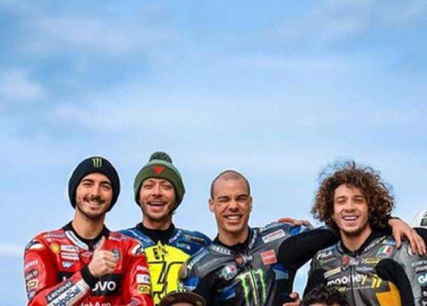 Bukan Marc Marquez, Legenda MotoGP Justru Favoritkan Anak Didik Valentino Rossi Bukan Marc Marquez, Legenda MotoGP Justru Favoritkan Anak Didik Valentino Rossi