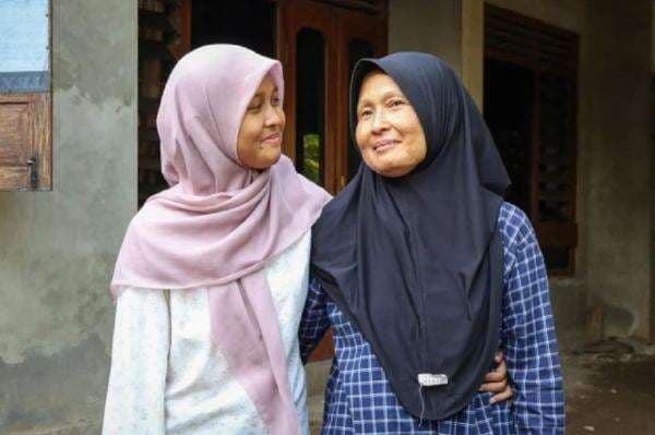 Kisah Inspiratif Varen, Anak dari Ibu Kantin SD Kuliah Gratis di UGM Lewat Jalur SNBP Kisah Inspiratif Varen, Anak dari Ibu Kantin SD Kuliah Gratis di UGM Lewat Jalur SNBP