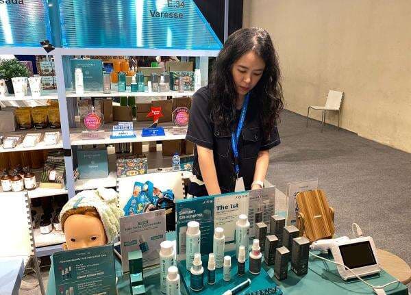 BRI UMKM EXPO(RT) 2025, Varesse Bangkitkan Kepedulian Soal Kesehatan Rambut BRI UMKM EXPO(RT) 2025, Varesse Bangkitkan Kepedulian Soal Kesehatan Rambut