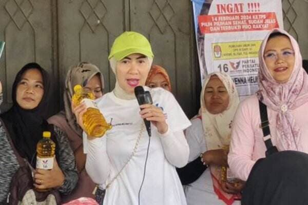 Venna Melinda Gelar Bazar Migor Murah di Kediri, Warga: Terima Kasih Perindo