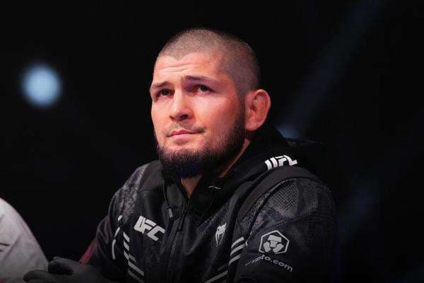 Evolusi Khabib Nurmagomedov 1988-2025: Dari Pegunungan ke Puncak UFC! Evolusi Khabib Nurmagomedov 1988-2025: Dari Pegunungan ke Puncak UFC!