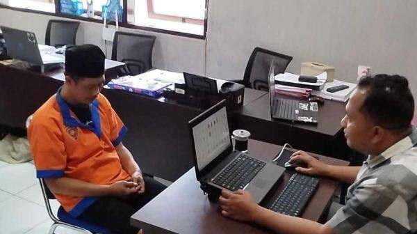 Bejat! Oknum ASN Cabuli Siswi Cantik saat Tahlilan Ibu Korban, Begini Kronologinya Bejat! Oknum ASN Cabuli Siswi Cantik saat Tahlilan Ibu Korban, Begini Kronologinya