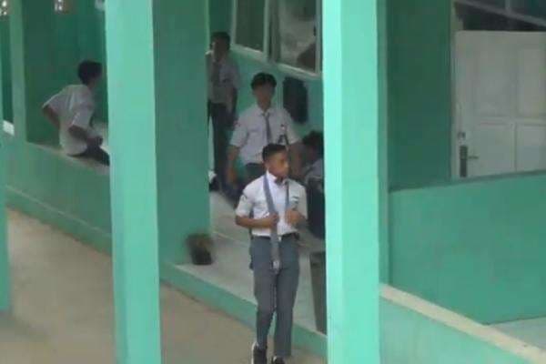 Viral Guru Biologi di Bandung Barat Minta Siswa SMA Gambar Alat Kelamin dan Direkam Viral Guru Biologi di Bandung Barat Minta Siswa SMA Gambar Alat Kelamin dan Direkam