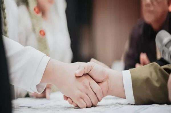 Viral! Pengantin Pingsan karena Dekorasi Pernikahan Tak Sesuai Harapan Meski Sudah Bayar Rp30 Juta Viral! Pengantin Pingsan karena Dekorasi Pernikahan Tak Sesuai Harapan Meski Sudah Bayar Rp30 Juta