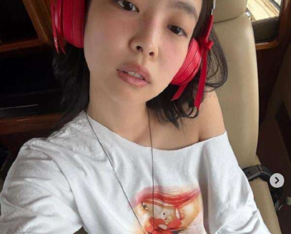 Viral Sepatu Favorit Jennie BLACKPINK hingga Selena Gomez Curi Perhatian Dunia Viral Sepatu Favorit Jennie BLACKPINK hingga Selena Gomez Curi Perhatian Dunia