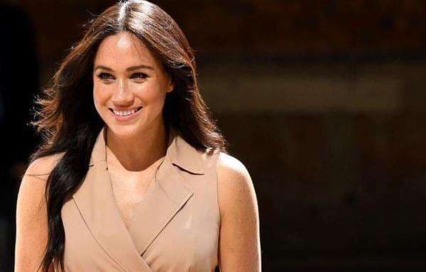 Viral! Meghan Markle Bagikan Video Joget saat Melahirkan Empat Tahun Lalu, Ternyata Ini Manfaatnya Viral! Meghan Markle Bagikan Video Joget saat Melahirkan Empat Tahun Lalu, Ternyata Ini Manfaatnya