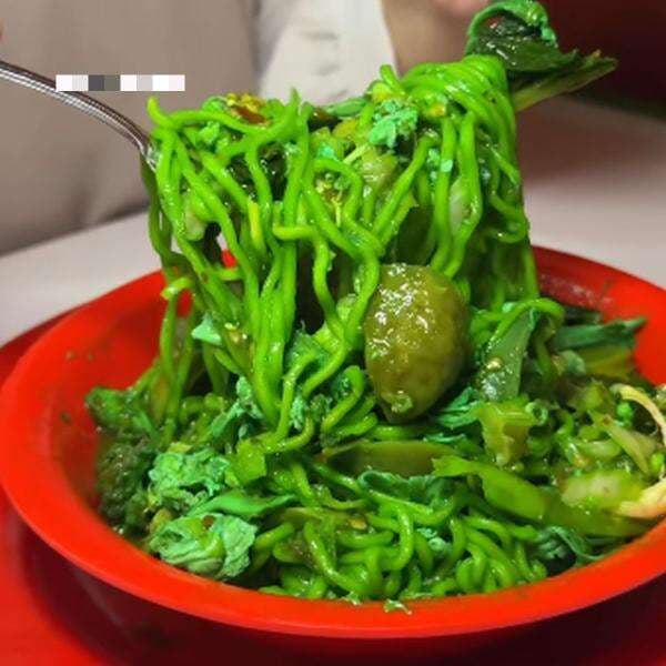 Viral Mie Tek-Tek Kuah Matcha di Bandung, Netizen: Stop! Viral Mie Tek-Tek Kuah Matcha di Bandung, Netizen: Stop!