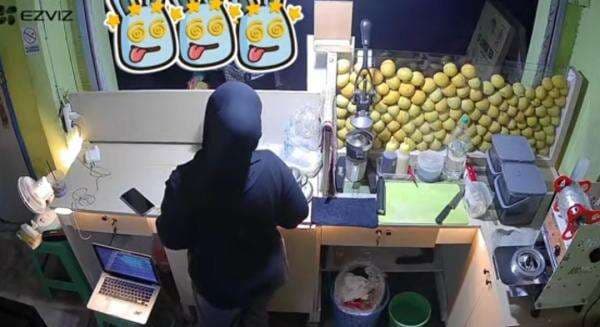 Viral Pedagang Dimarahi karena Bilang Hati-Hati ke Pelanggan, Malah Diceramahi soal Teroris Viral Pedagang Dimarahi karena Bilang Hati-Hati ke Pelanggan, Malah Diceramahi soal Teroris