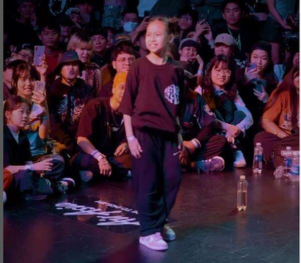 Viral! Profil Miyu Pranoto, Dancer Cilik Asal Indonesia dengan Bakat di Atas Rata-Rata Anak Seusianya Viral! Profil Miyu Pranoto, Dancer Cilik Asal Indonesia dengan Bakat di Atas Rata-Rata Anak Seusianya
