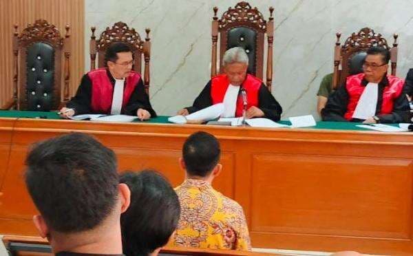 Eks Sekda Ema Sumarna Divonis 5,5 Tahun Penjara Kasus Korupsi Bandung Smart City Eks Sekda Ema Sumarna Divonis 5,5 Tahun Penjara Kasus Korupsi Bandung Smart City