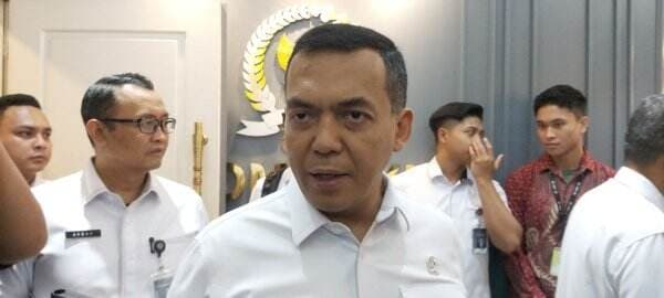 Kasus Napi Cipinang Jual Anak Lewat Open BO, Wamen Imipas: Masih Diselidiki Kasus Napi Cipinang Jual Anak Lewat Open BO, Wamen Imipas: Masih Diselidiki