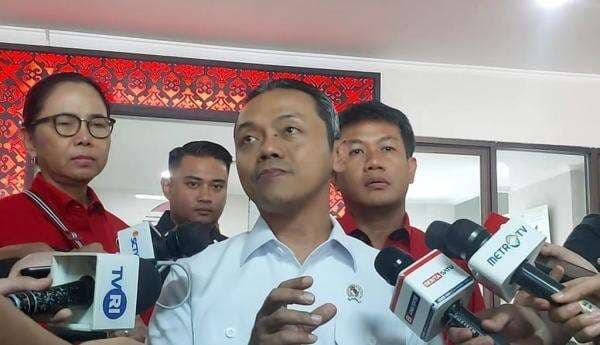 Wamendikdasmen soal Putusan MK Gratiskan SD-SMP Swasta: Tanggung Jawab Pemerintah Pusat dan Daerah Wamendikdasmen soal Putusan MK Gratiskan SD-SMP Swasta: Tanggung Jawab Pemerintah Pusat dan Daerah
