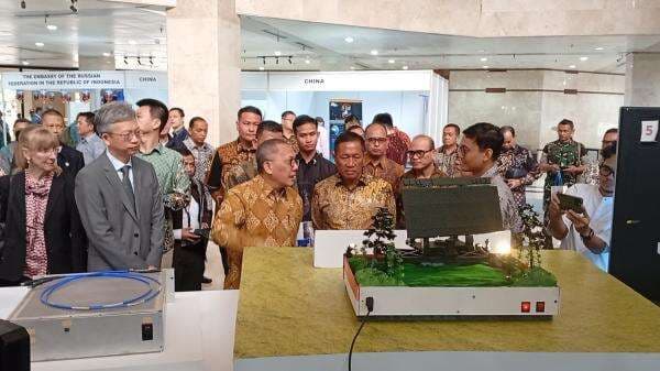 Dukung Industri Pertahanan Indonesia, BRIN Diminta Perbanyak Penelitian AI dan Elektronika Dukung Industri Pertahanan Indonesia, BRIN Diminta Perbanyak Penelitian AI dan Elektronika