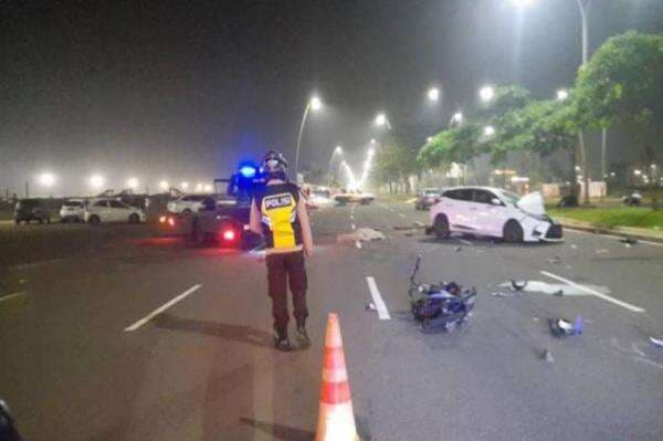 Wanita Pengemudi Pajero Picu Kecelakaan Maut di PIK 2 Jadi Tersangka Wanita Pengemudi Pajero Picu Kecelakaan Maut di PIK 2 Jadi Tersangka