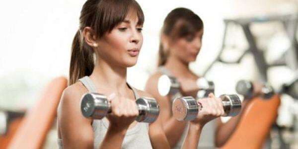 Mitos atau Fakta, Latihan Angkat Beban Bisa Bikin Wanita Berotot Seperti Pria? Mitos atau Fakta, Latihan Angkat Beban Bisa Bikin Wanita Berotot Seperti Pria?