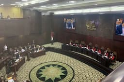 Wapres Minta Dissenting Opinion Putusan MK Soal Sengketa Pilpres 2024 Jadi Perhatian DPR