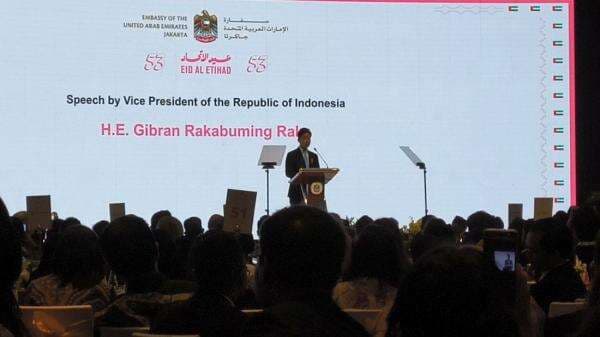 Wapres Gibran: Indonesia-UEA Punya Visi Kemanusiaan yang Sama Wapres Gibran: Indonesia-UEA Punya Visi Kemanusiaan yang Sama