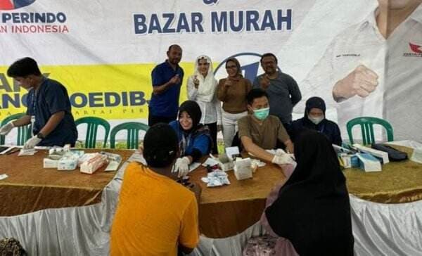 Warga Bahagia Perindo Gelar Bazar Minyak dan Pengobatan Gratis di Kresek Tangerang