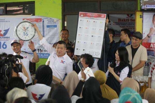 Warga Tanah Tinggi Puji Sosok Hary Tanoe: Ramah dan Santun Warga Tanah Tinggi Puji Sosok Hary Tanoe: Ramah dan Santun