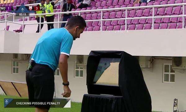 Liga 1 Masuk Pekan Krusial, Wasit Siap Siaga Liga 1 Masuk Pekan Krusial, Wasit Siap Siaga