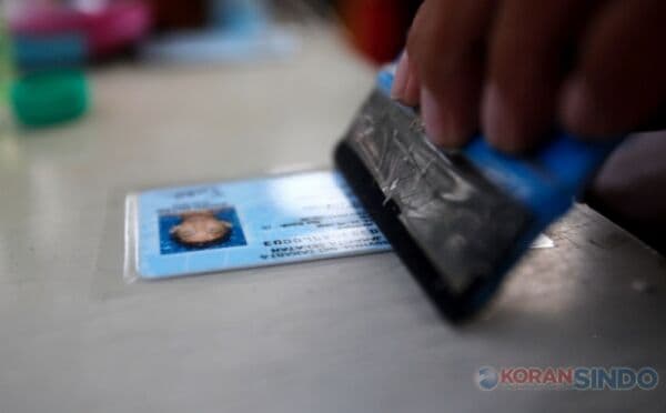 Waspadai Pencurian Data, Begini Cara Cek KTP Tidak Disalahgunakan untuk Pinjol Waspadai Pencurian Data, Begini Cara Cek KTP Tidak Disalahgunakan untuk Pinjol